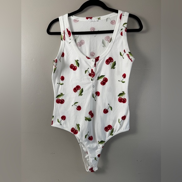 Womens Y2K Cherry Print Coquette Bodysuit M White Sleeveless Cute Summer Tank - Picture 1 of 7